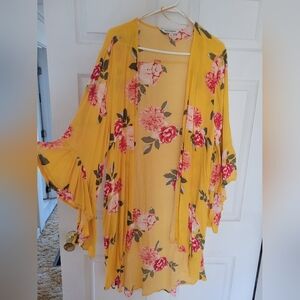 Davi&Dani Golen Floral Flowy Shawl, Size L